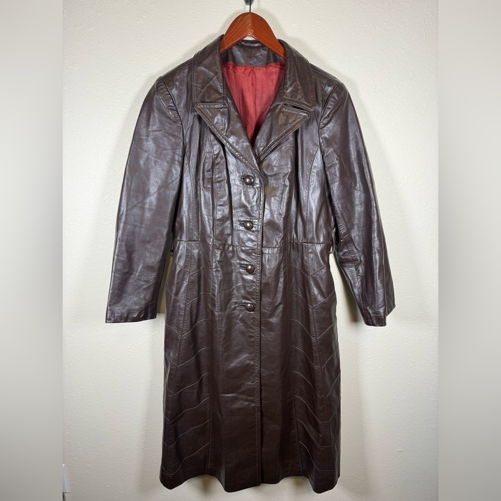 Vintage Women’s Brown Leather Jacket Long Medium Button Front No Belt